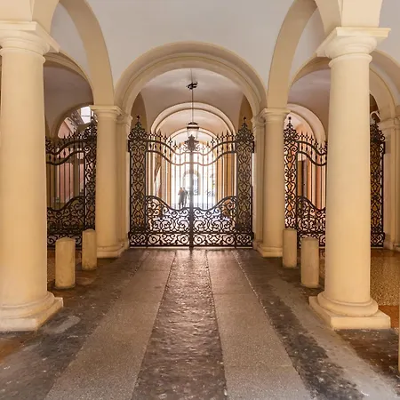 Dimora Aldrovandi, In The Heart Of Apartmán Boloňa