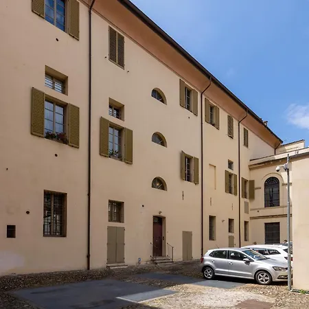 Dimora Aldrovandi, In The Heart Of * Boloňa