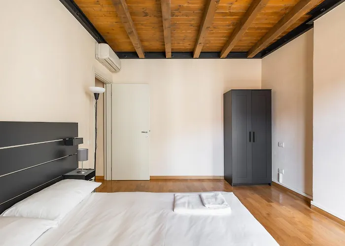 Apartment Dimora Aldrovandi, In The Heart Of
